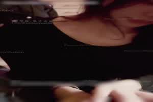 郑原创 独家订阅 高价单品 少数露脸颜值又封顶级  背景图片