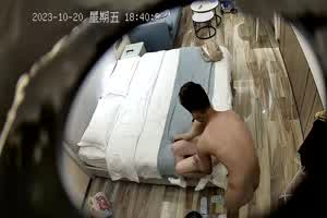 新流出酒店稀有台高清偷拍 样子清纯的女神级学妹_来了姨妈也逃不过被玩弄的命运  背景图片