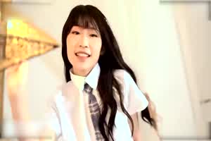 91制片 美脚少女黑丝JK淫欲挑逗  背景图片