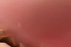 自己叼来鞭子想被调教  背景图片