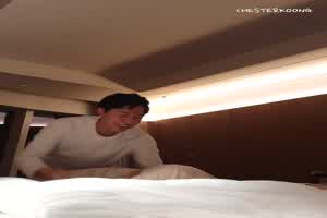 网曝门 金先生约战极品S级空姐  背景图片