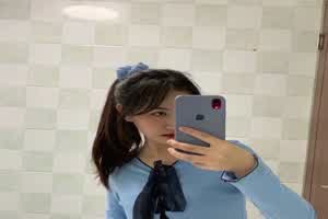 反差母狗赵大美女表情超级销魂  背景图片