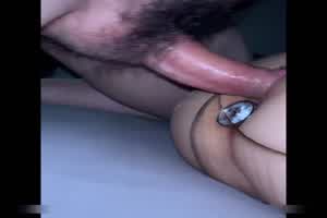 暴力抽插醉酒人妻，灰丝大长腿无套内射  背景图片