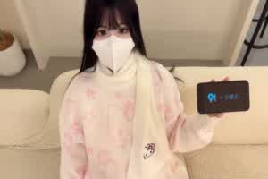 小敏儿 甜妹被房东套路输出  背景图片