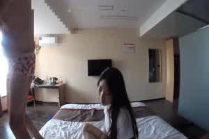 情侣自拍 是否让你想起自己的初恋？  背景图片