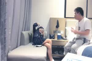 太子探花 双马尾JK装萝莉妹子，苗条大奶好身材舔弄骑坐插猛操  背景图片