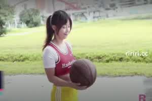 国产swag 教练...我想你打我的篮球  背景图片