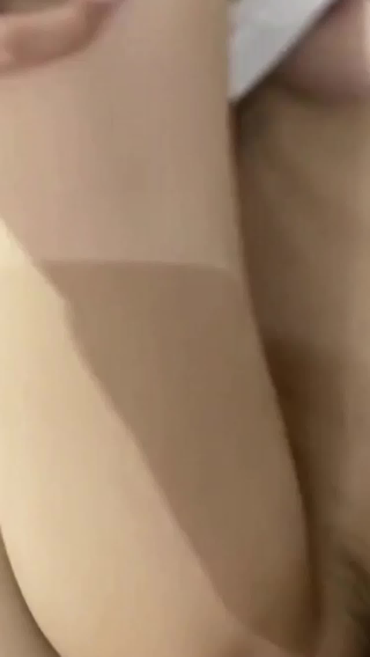  网红Hunny被前男友出卖床片曝光 的剧照5