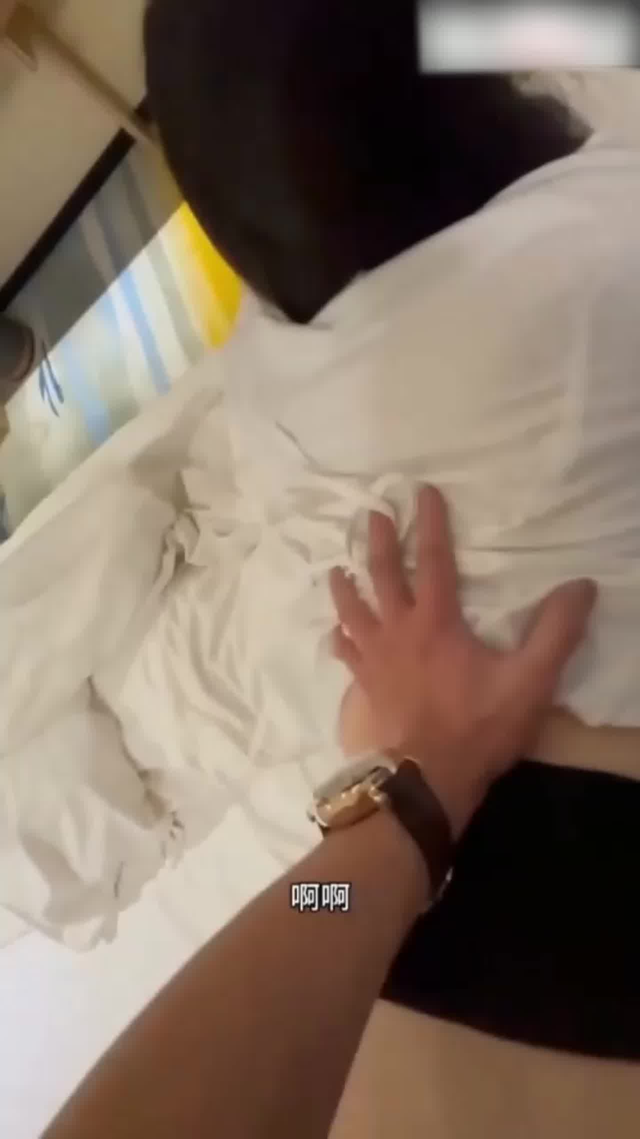  PUA酒店前台，吃饱饭酒店操逼，骚话连篇，逼紧水好多 的剧照10