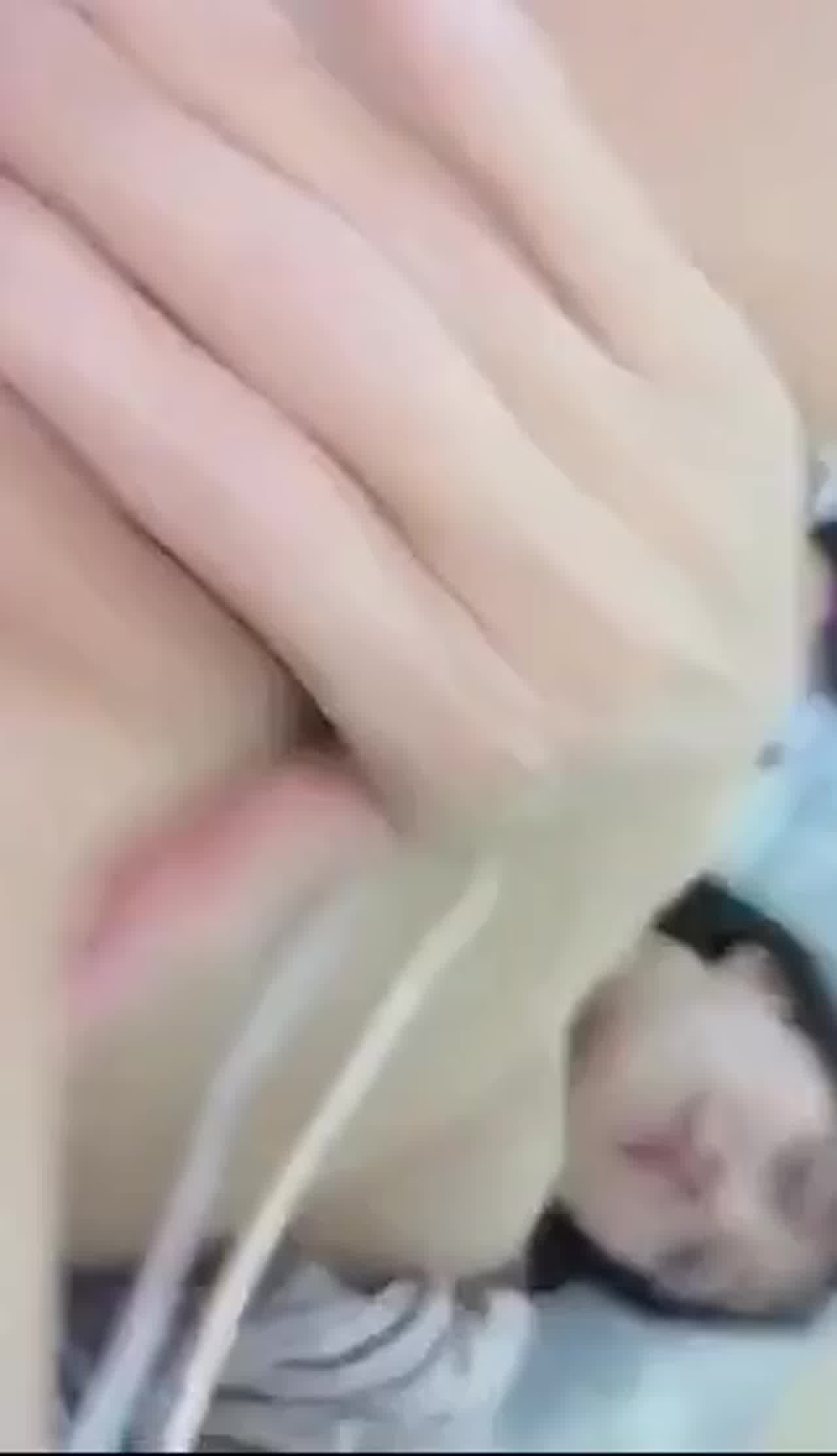  看我的舌头灵活吗 的剧照8