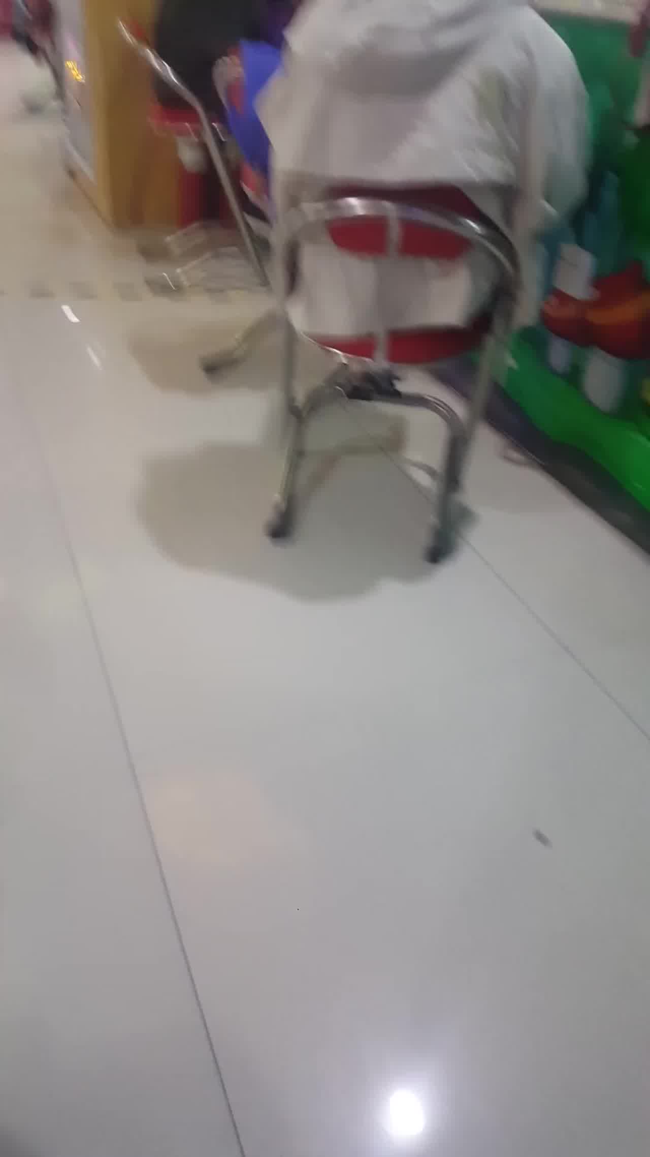  人性崩坏！飞机侠游乐场喷射，说出名言：完美喷射 的剧照7