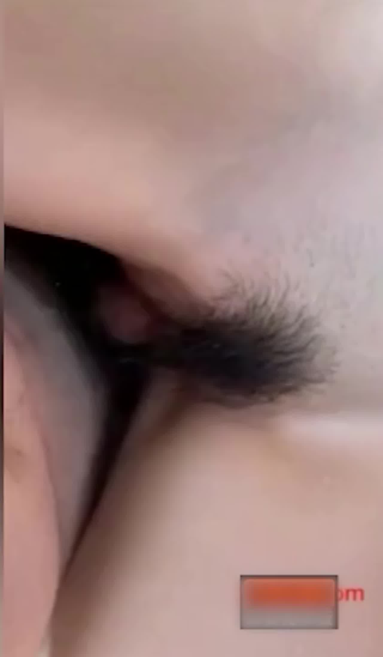  抖音甜鲛妹儿鱼露露泳池事件 的剧照7