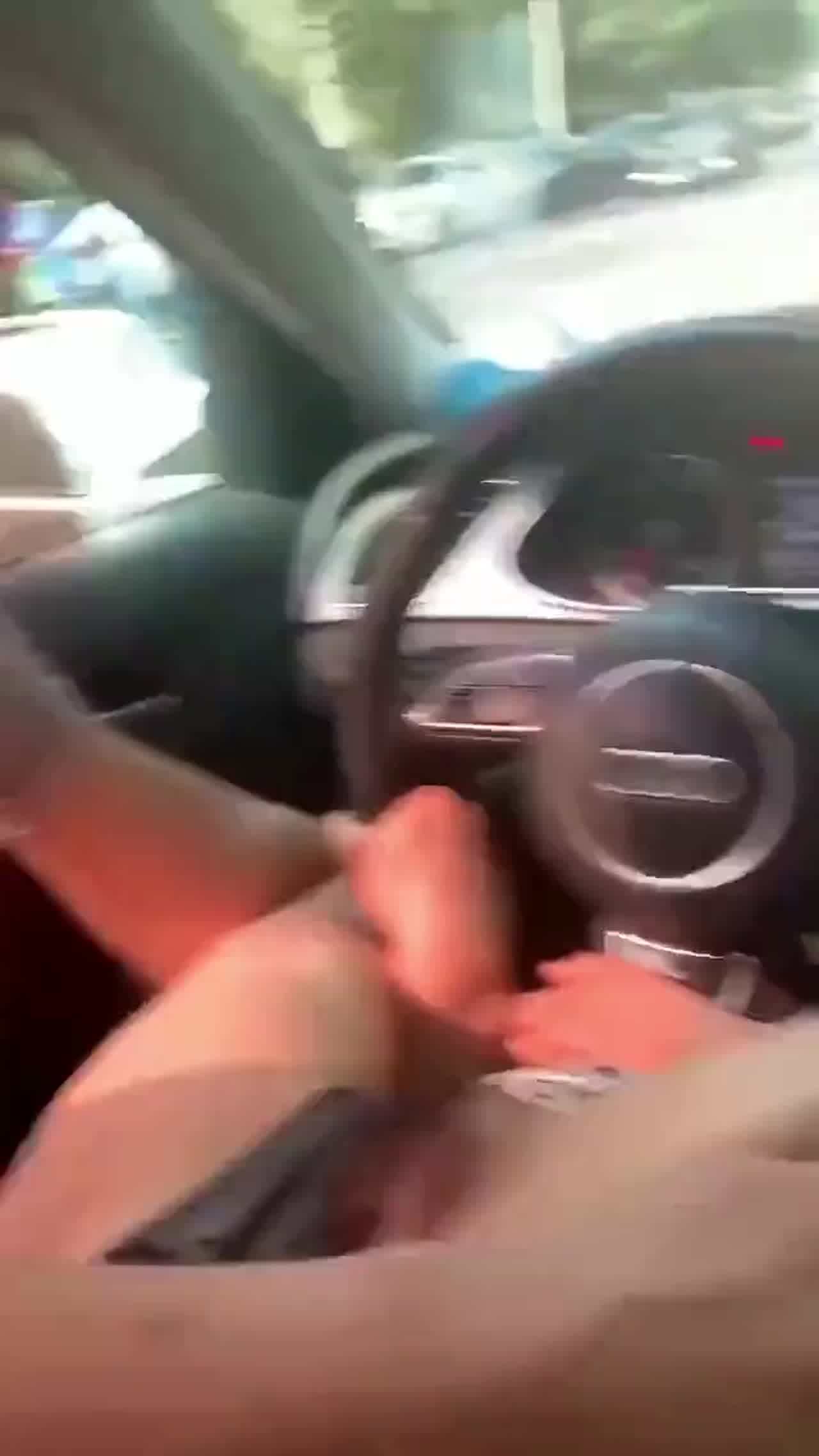  主驾驶的骚逼 的剧照7