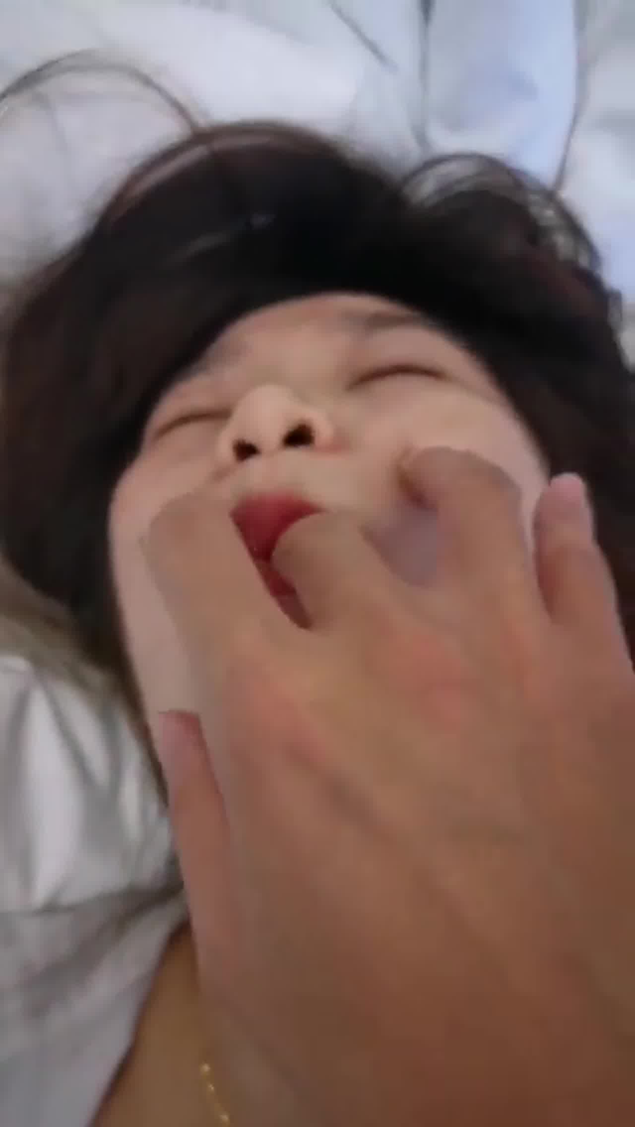  被操的神情恍惚，被操舒服了 的剧照4