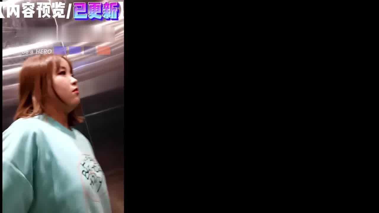  老司机大街上找的一个00后小嫩妹，今年刚刚被破处，菊花小穴非常粉嫩，被老哥疯狂抽插，狠狠蹂躏 的剧照3