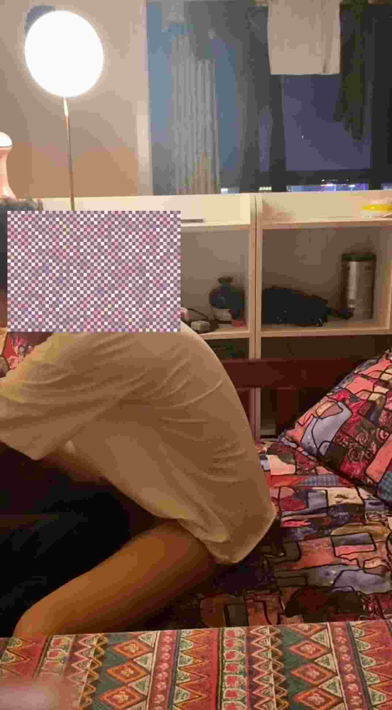  91约炮大神在家做爱不满足跑去楼梯附近 的剧照8