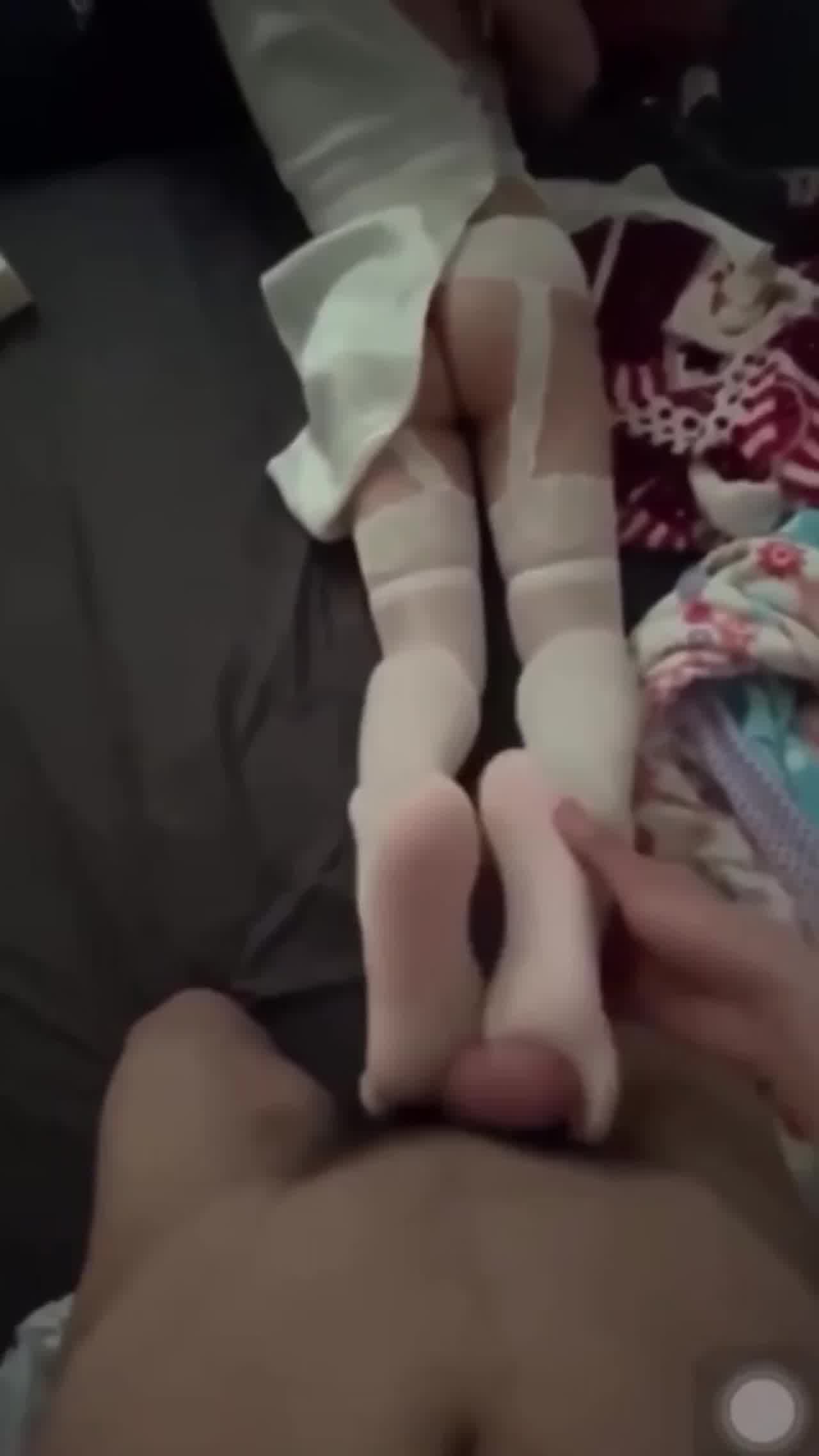  炸裂推荐)公务员小姐姐在党政办公室跟领导偷情大瓜流出 的剧照8