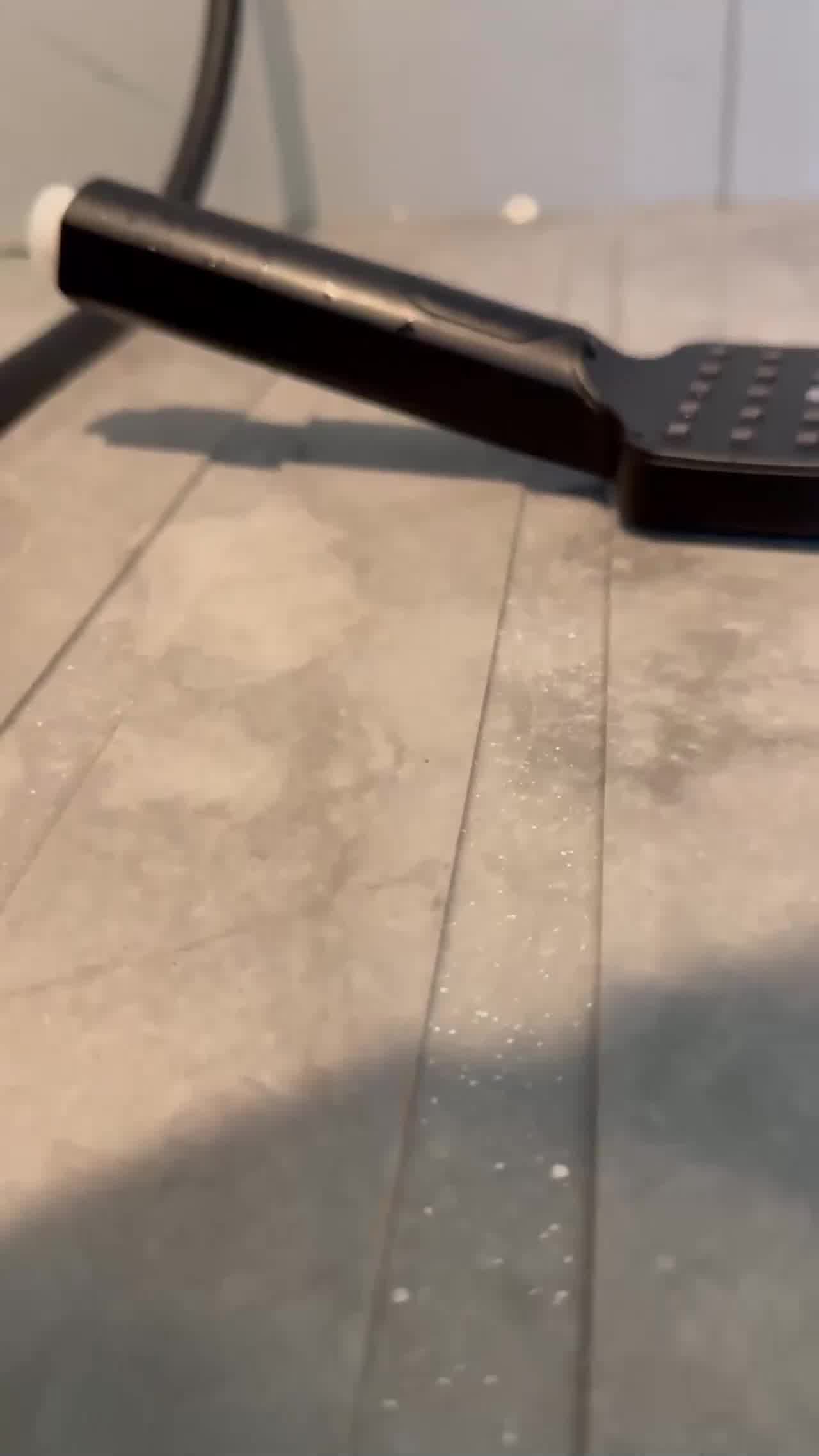  国产剧情肛塞调教好利来上班的白虎骚逼给她洗干净后入爆操她的后庭太爽了 的剧照9