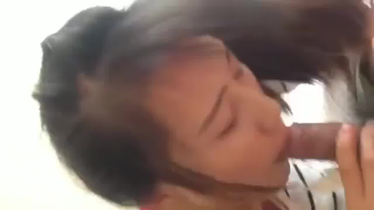  打工夫妻周末在家自拍虽然不漂亮但贵在真实 的剧照9