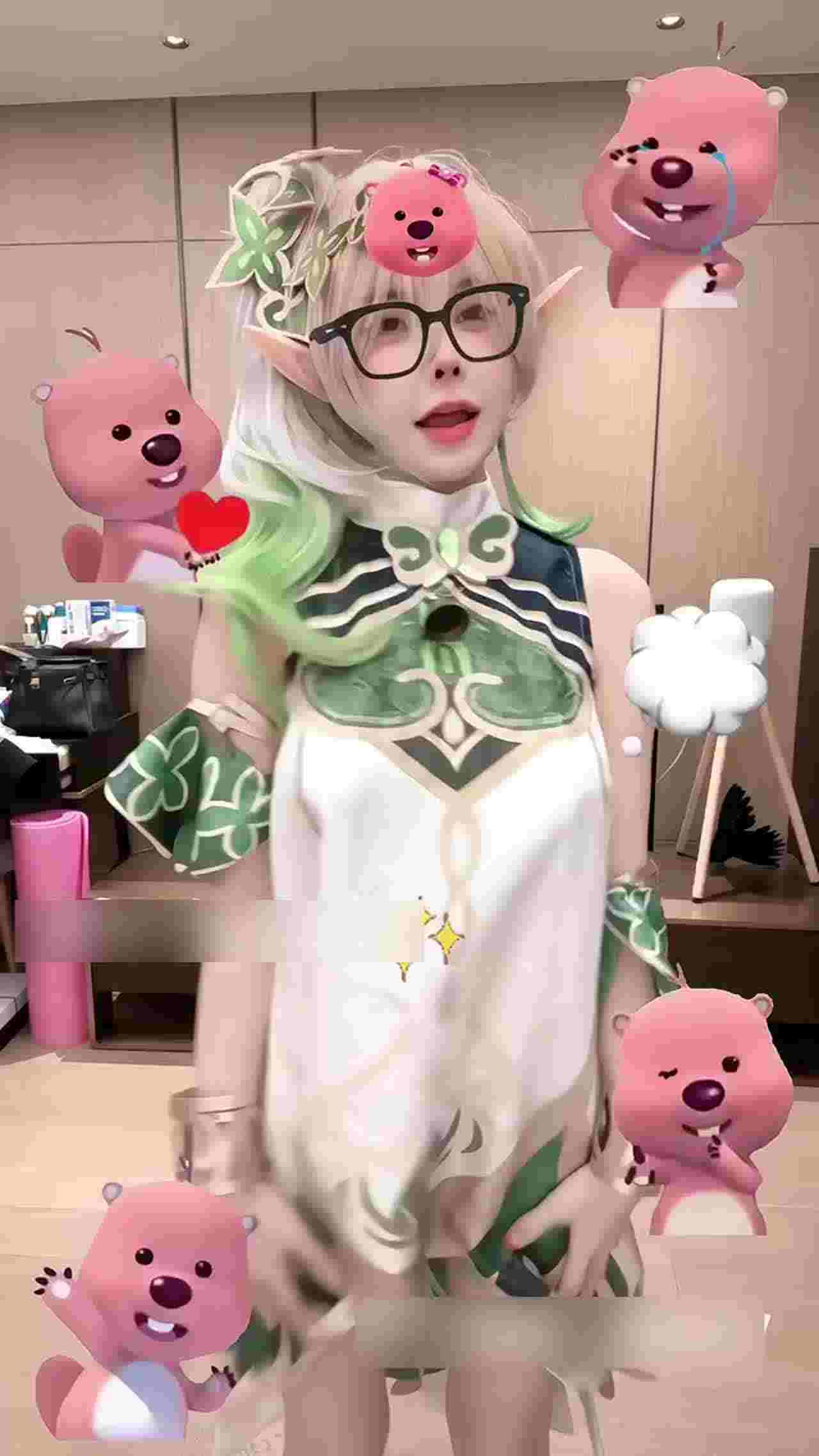  金发小精灵 的剧照6