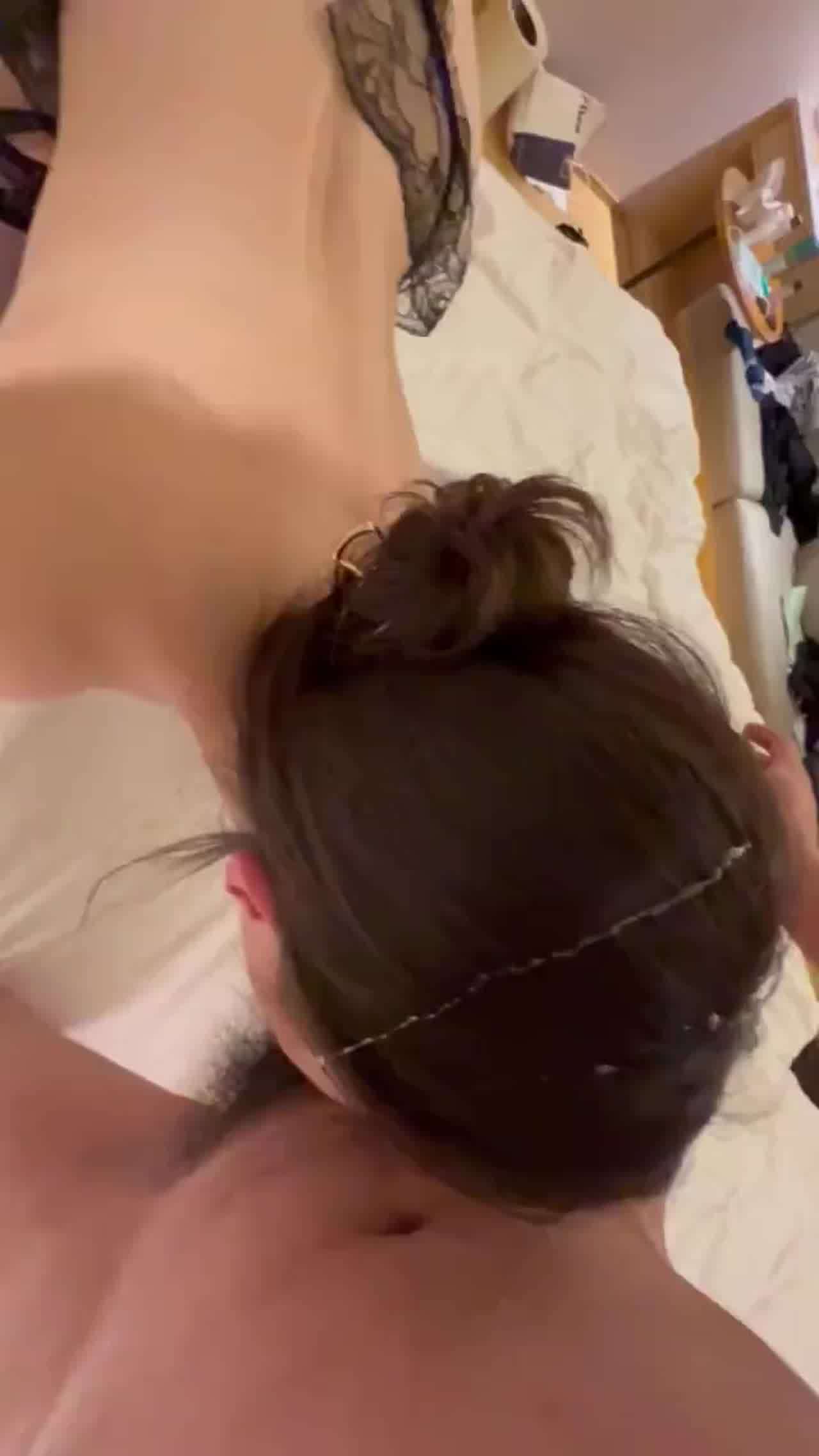  后入肥嘟嘟 极品少妇嫩穴 的剧照5