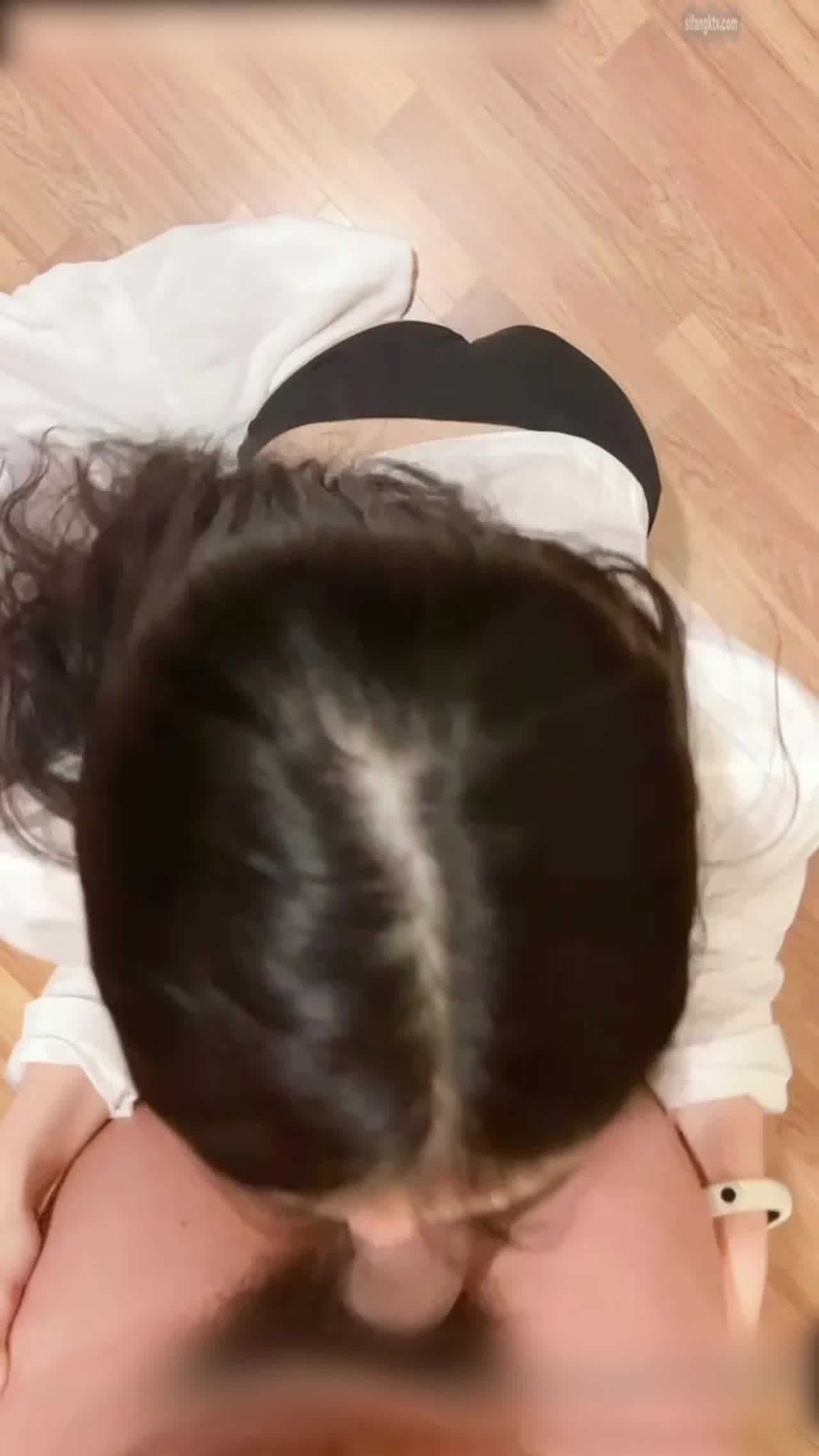  amam 女神水滴奶真好摸 在我身上摇起来 的剧照6