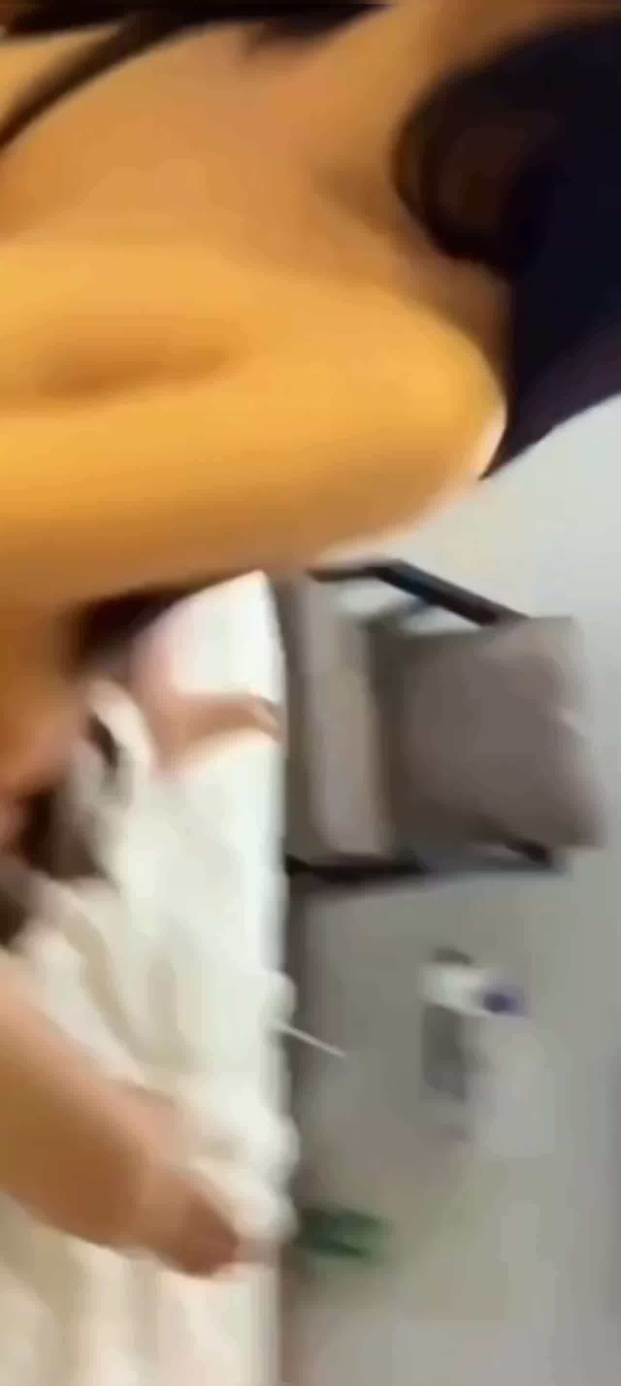  抖音小姐姐，泄密流出 的剧照1