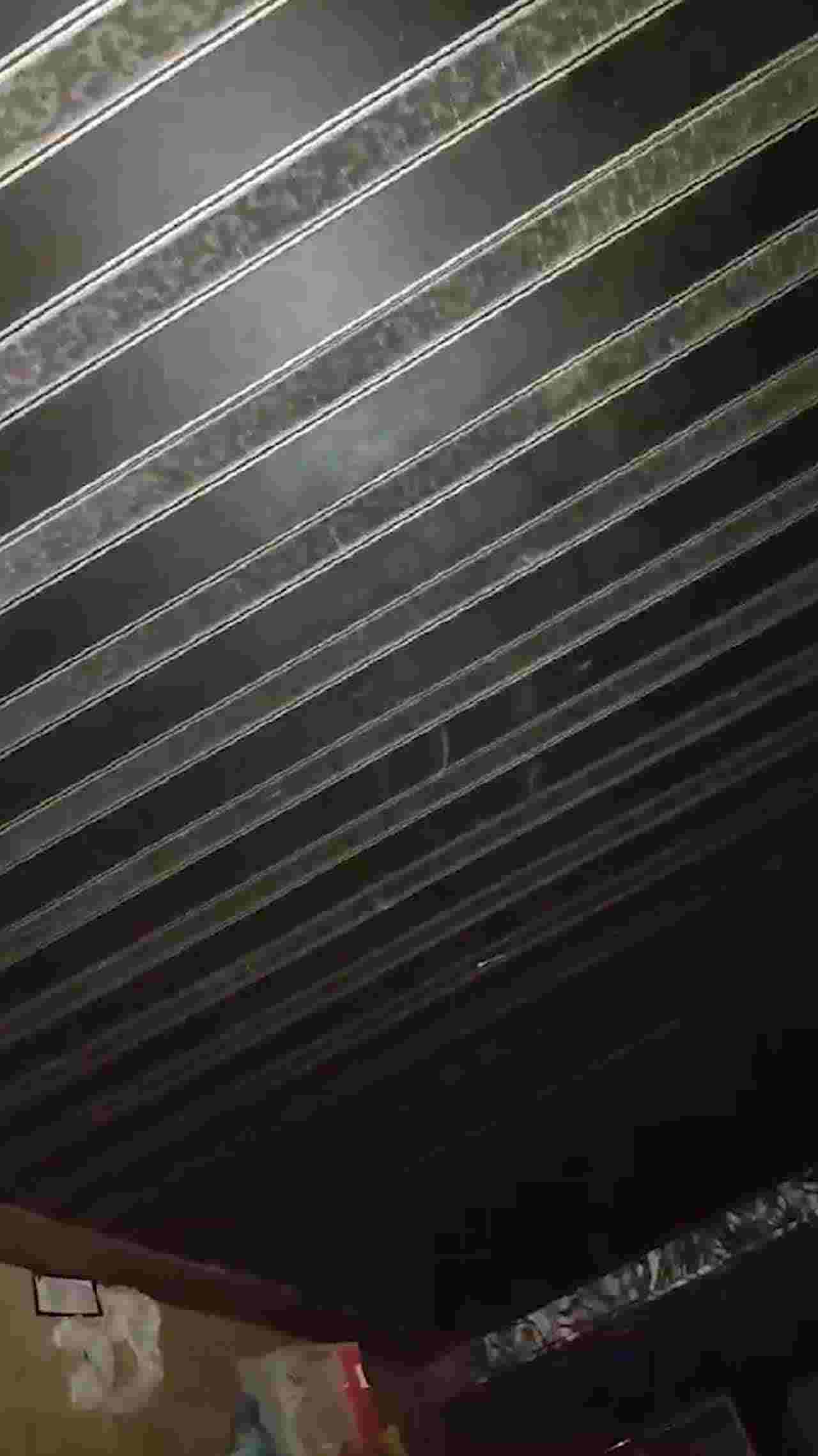  这乳晕大的可好舔的，狂榨精！ 的剧照4