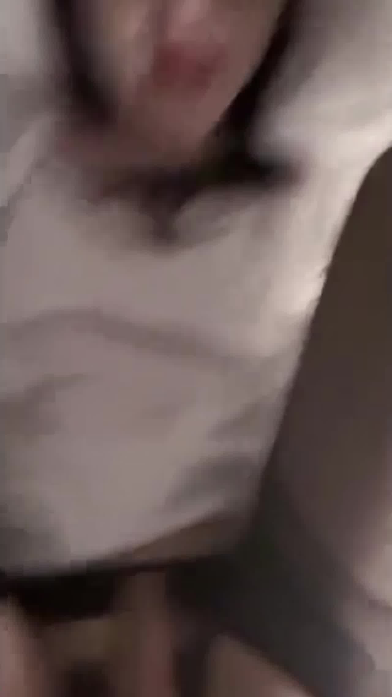  高颜质美女竟然是人妖 手劲贼厉害 暴力插入快要射了～ 的剧照2