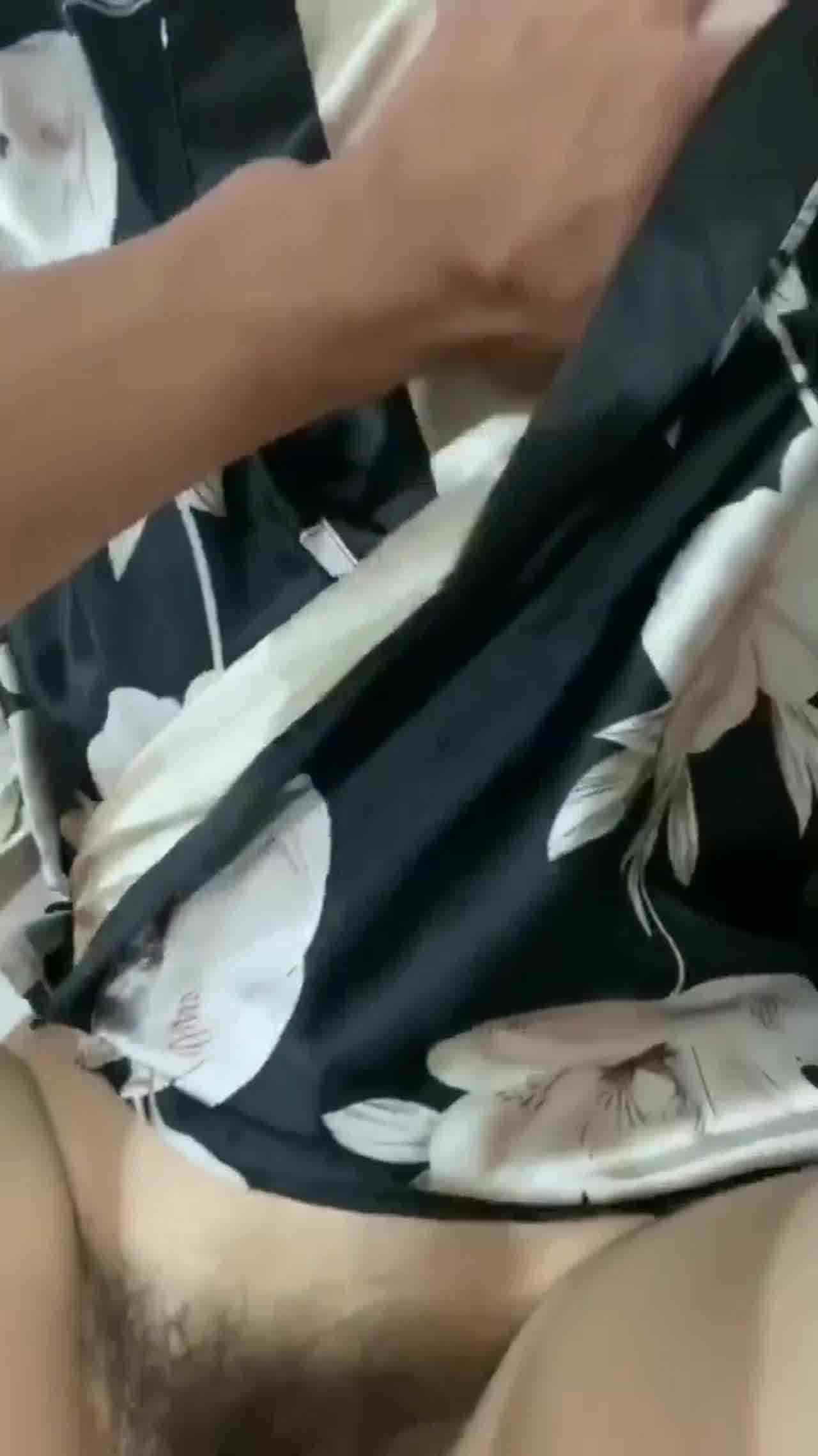  兄妹乱伦，苏州反差妹妹王芳长期和亲哥保持乱伦关系 的剧照9