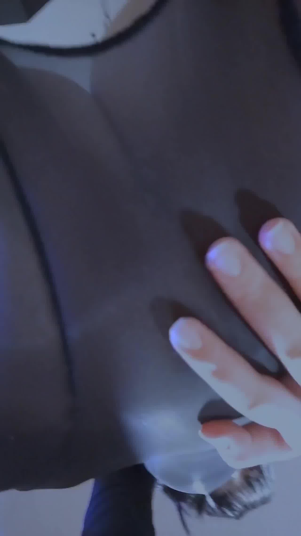  推特网红女菩萨【高桥千凛】她真的太懂拍照了！这张脸也太高级了 的剧照3