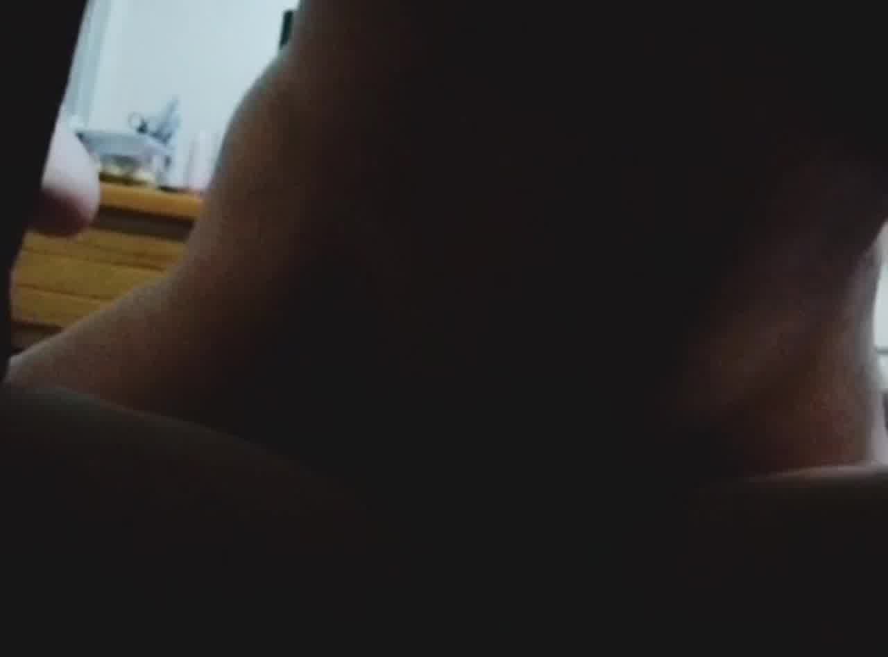  把睡着的女友操醒一脸享受 的剧照1